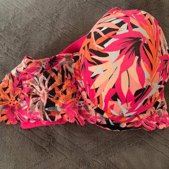 NWOT No Boundaries T-shirt bra - 34DD - Picture 4 of 5